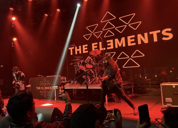 ठमेलको  रिमिक्स देउसी भैलोः द शो